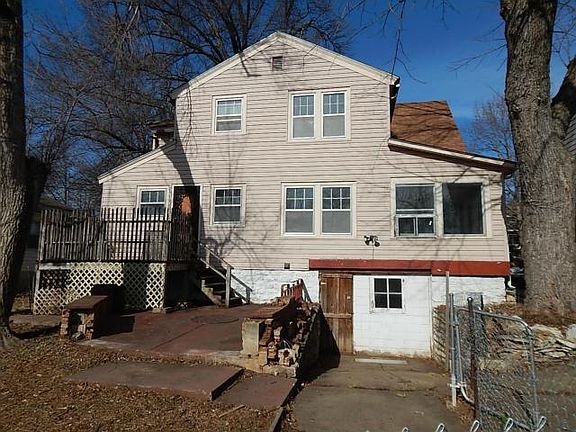 5th image of 1849 E 76th Ter