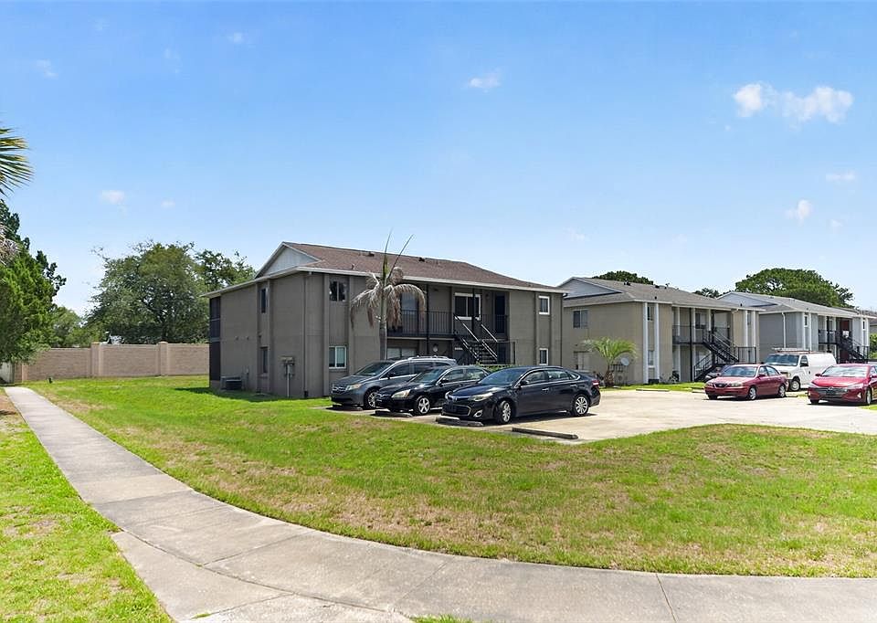 1st image of 100 Cory Ln