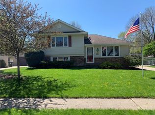 521 NE 9th St, Ankeny, IA 50021
