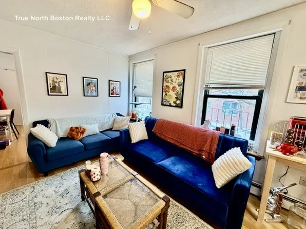 436 Commercial St APT 2, Boston, MA 02109