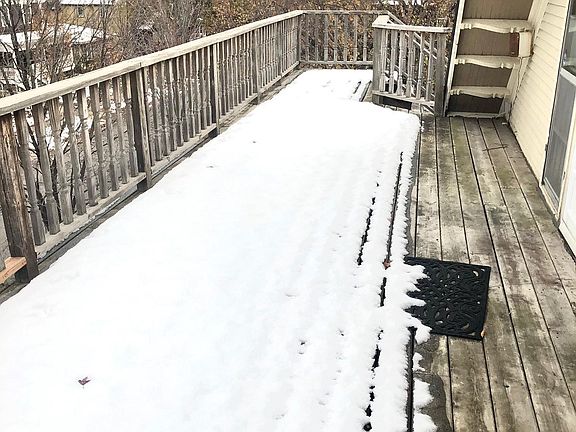 Private Deck