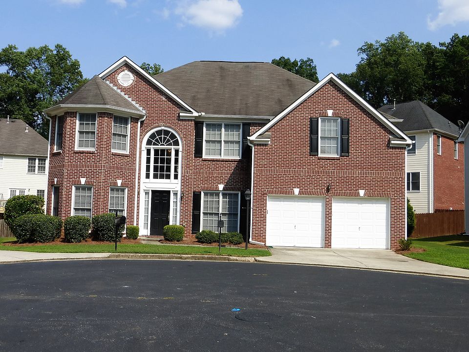 1st image of 3223 Wooded Glen Ct SE