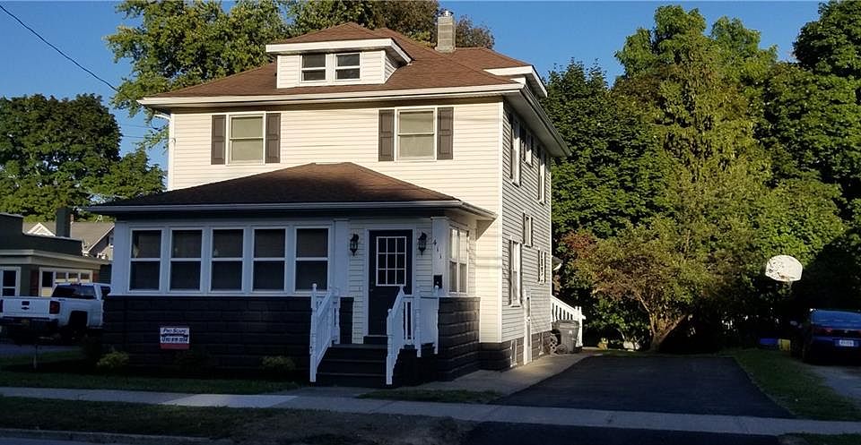 1st image of 411 N North Main St
