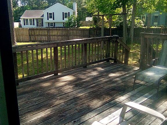 4th image of 10021 Bush Ln