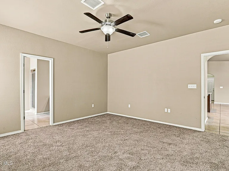 7008 Faxon Dr — Photo 11
