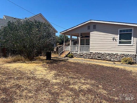 3rd image of 2924 Meadow Creek Road