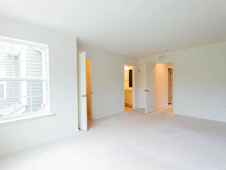 608 Thumper Dr — Photo 17
