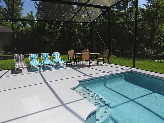 3rd image of 901 Emerald Green Ct
