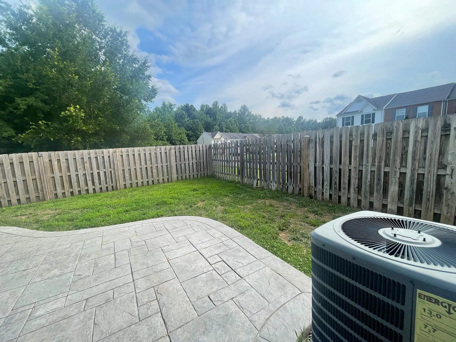 3944 Saint Michaels Sq — Photo 4