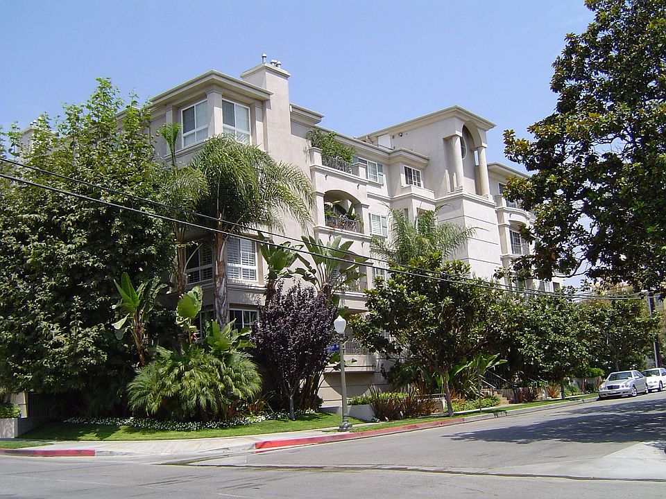 Stunning 16-Unit 2001 Building in a Fabulous Westwood/Century City Location