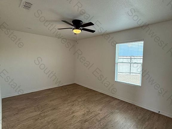 5th image of 1320 Mission Dr #B