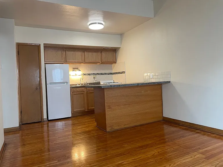 1112 Knapp — Photo 36