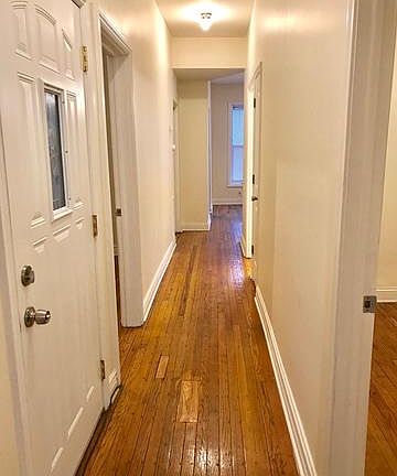 4th image of 6609 S Marquette Dr
