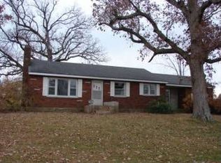 578 E Hubble Dr, Marshfield, MO 65706