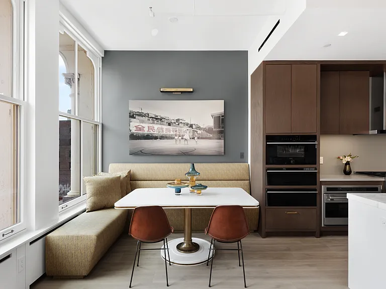 1 Bond St #5BD — Photo 3