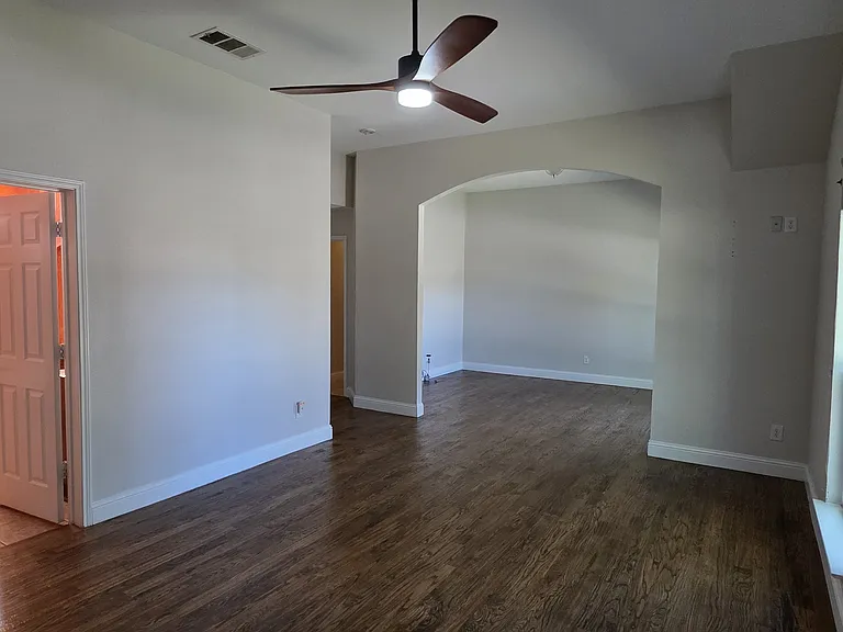 9705 Dragonfly Dr — Photo 16