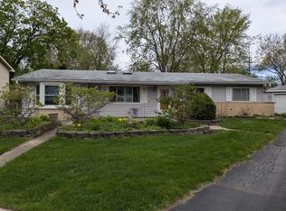 7202 Edgebrook Ln, Hanover Park, IL 60133