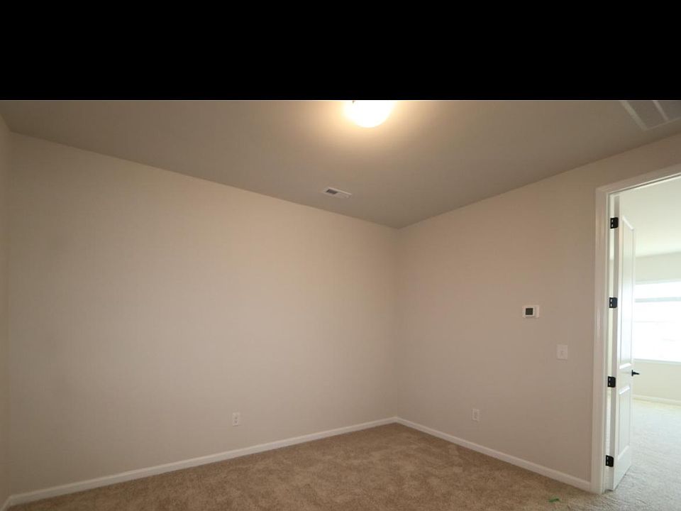 1st image of 5822 Strathmore Ct