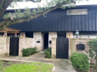 2011 Stoney Brook Dr #B, Houston, TX 77063