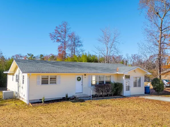 706 5th Ave NE, Jacksonville, AL 36265