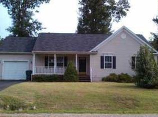10117 S Fulton Dr, Fredericksburg, VA 22408