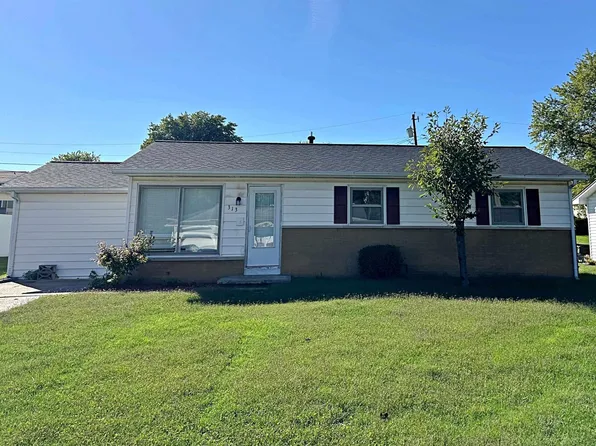 313 NE 19th St, Washington, IN 47501