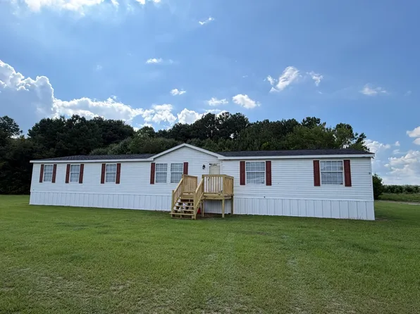 1404 Harmony Hall Dr, Darlington, SC 29540