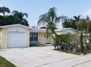 4341 NW 25th St, Lauderhill, FL 33313