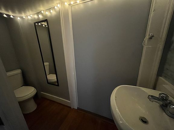 3rd image of 1903 Old Swede Rd #1