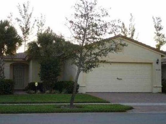 1st image of 4528 SW 134th Ave