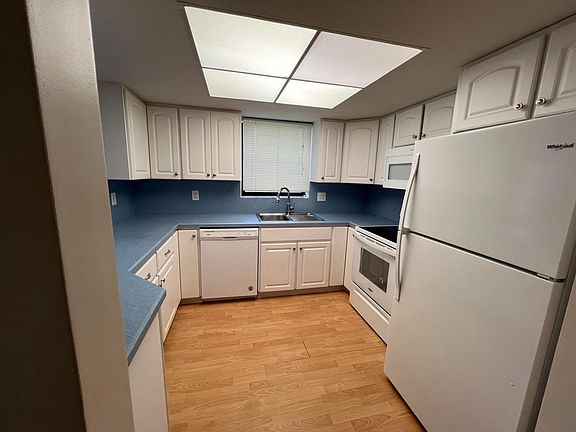 3rd image of 361 SW South River Drive #106