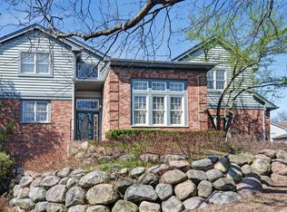 133 Northgate Pl, Burr Ridge, IL 60527