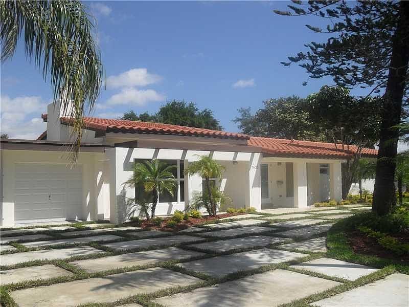 1st image of 7625 SW 140th St