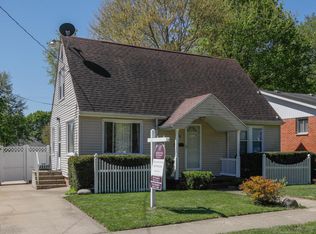 228 Hunter St, Battle Creek, MI 49017