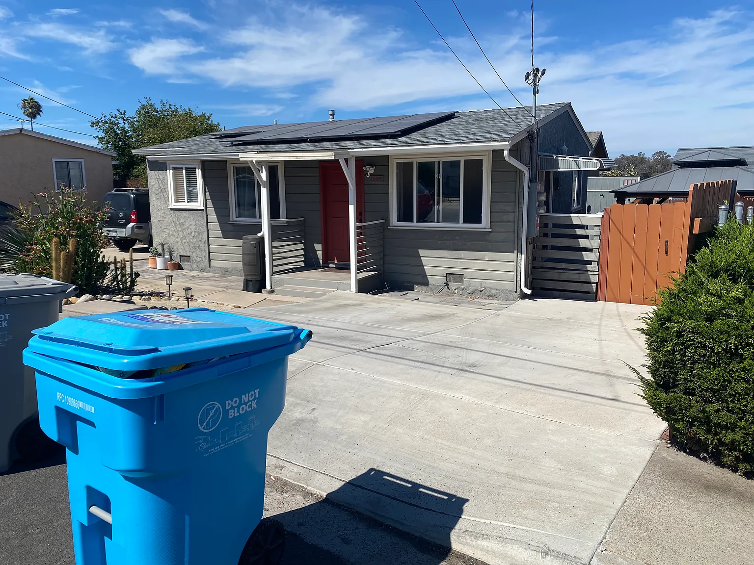 2 bed, 750 sqft, $3,000 — Photo 2