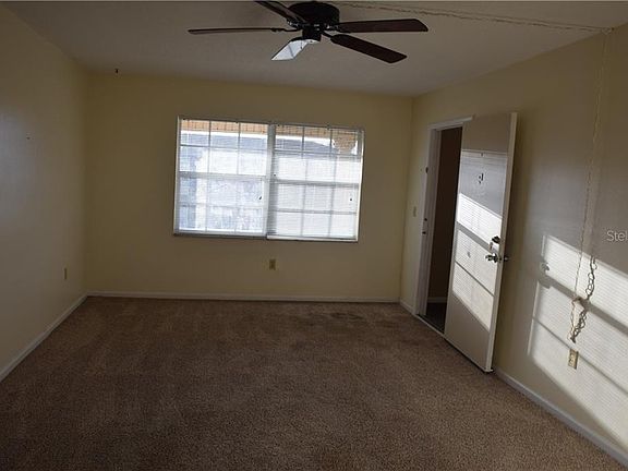 4th image of 1920 E Edgewood Dr