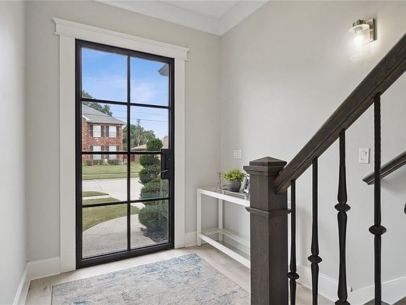 2nd image of 1901 Madison Ave