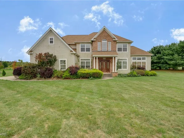 2218 Irene Rd, Wadsworth, OH 44281