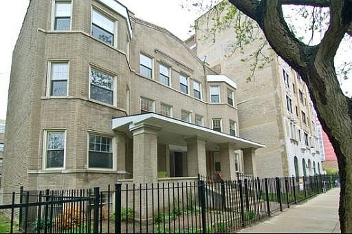 1st image of 928 W Eastwood Ave APT 3E