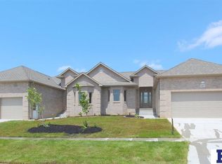 2304 Rokeby Rd, Lincoln, NE 68512