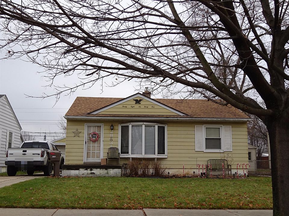 1st image of 28631 Rosslyn Ave