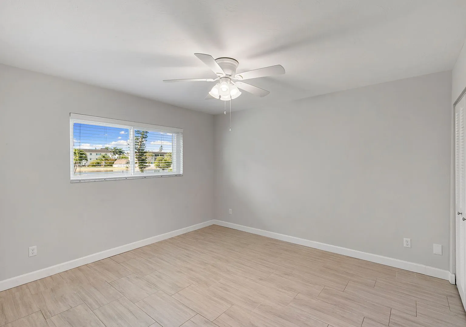 Updated 2-bedroom, 2-bath first-floor condo in Gulf Winds East — Photo 4