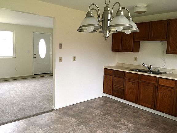 5th image of 7301 Greydale Dr