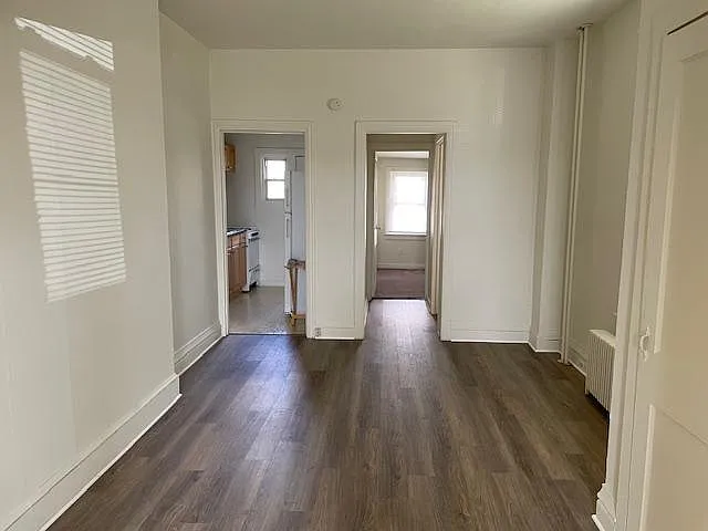 125 Penn St #1 — Photo 3