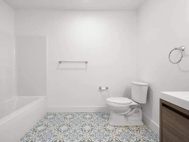245 E Main St #10 — Photo 25