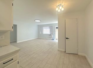 21828 Belshire Ave Unit 15, Hawaiian Gardens, CA 90716