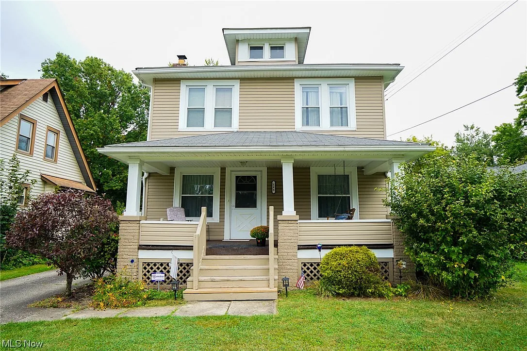 146 Erskine Ave photo 1