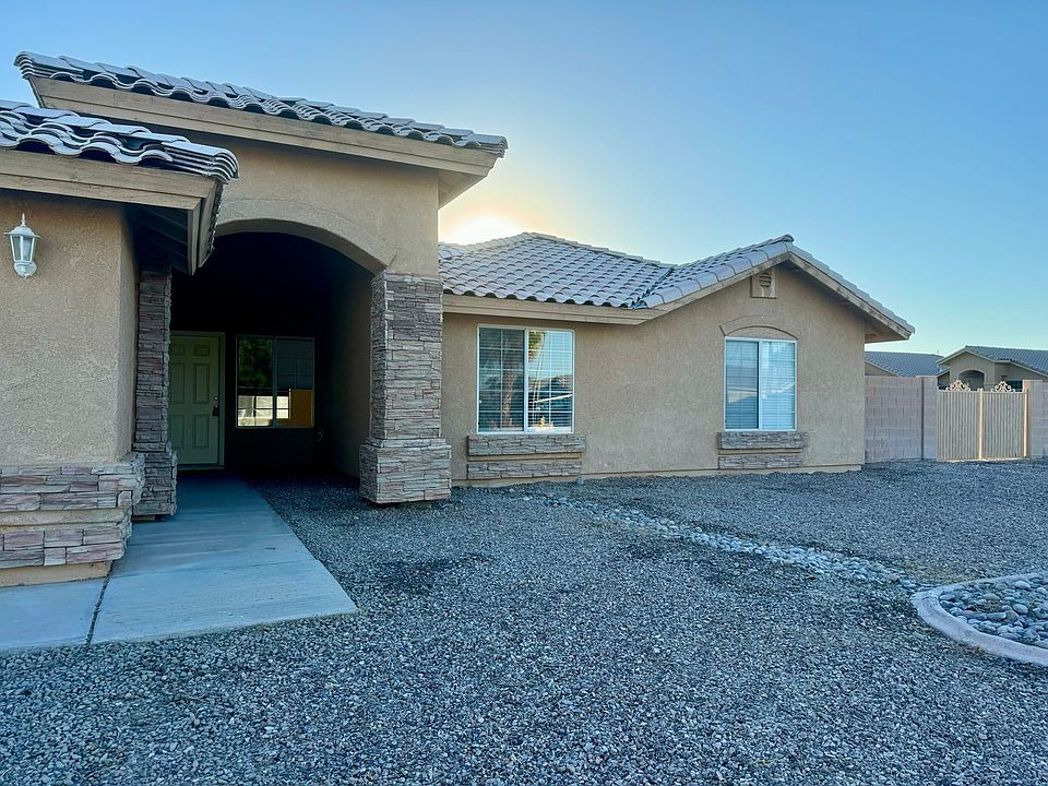 1st image of 4653 S Gazania Ave