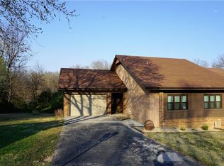 49 Walter Dr, Bella Vista, AR 72714