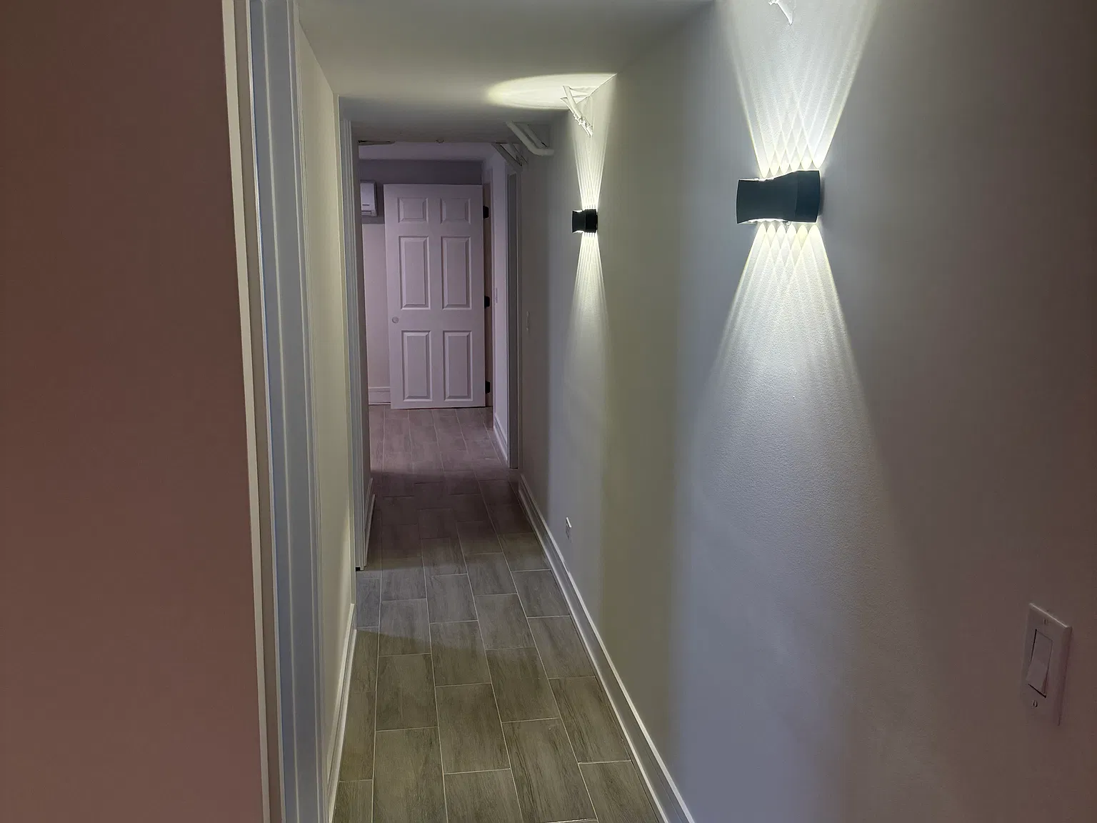 2 bed, 900 sqft, $1,900 — Photo 3